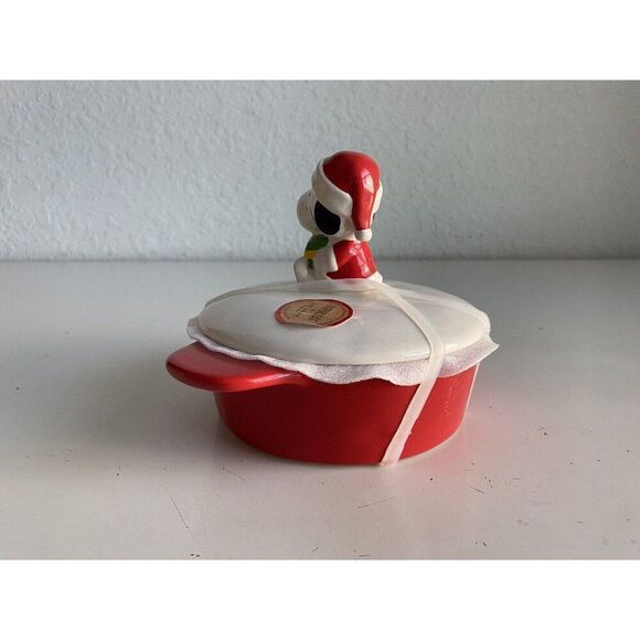 Rae Dunn Peanuts Snoopy Merry Christmas Ceramic Brie Baking Casserole Dish w/Lid - Picture 4 of 13